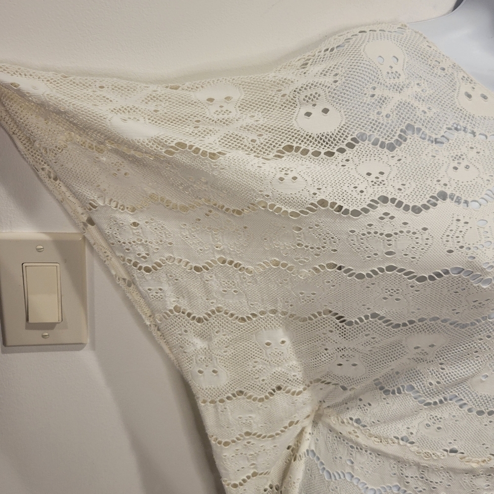 Letarte Handmade Size M White Skull Lace Beach Swim Cover Up - Picture 2 of 6